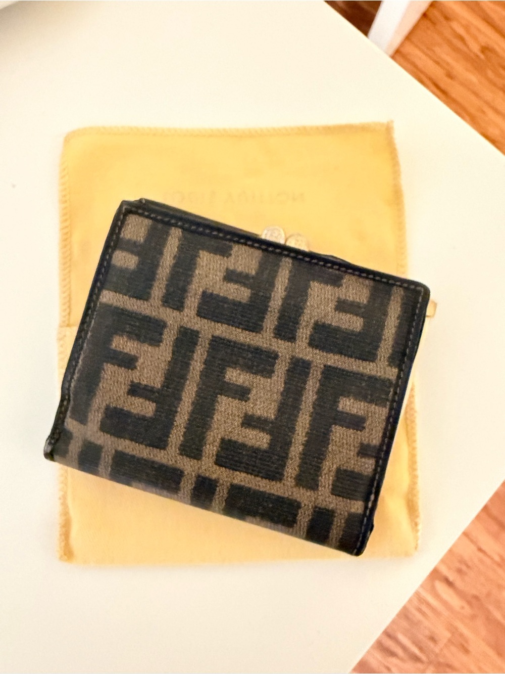 Vintage Fendi Brown & Black FF Canvas Wallet - Picture 8 of 8